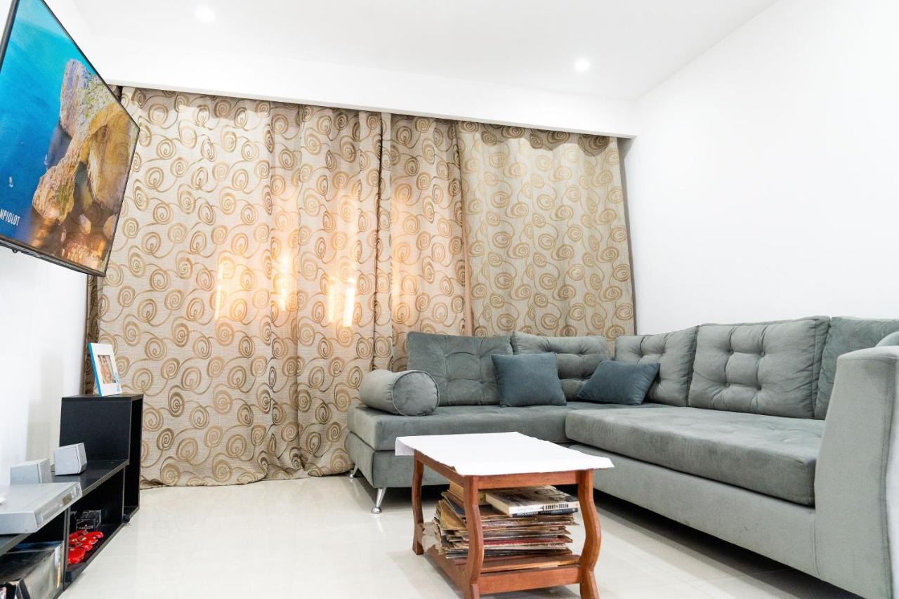 Departamento En Ezeiza Buenos Aires Exterior foto